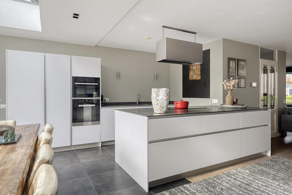 Tussenwoning te koop: Vossenberg 61, Prinsenbeek