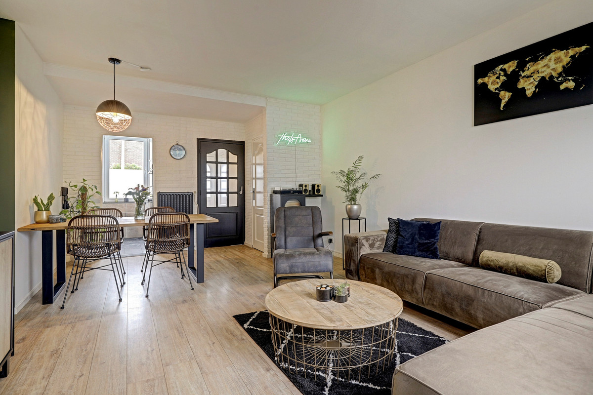 Tussenwoning te koop: Rotterdamstraat 74, Heerlen