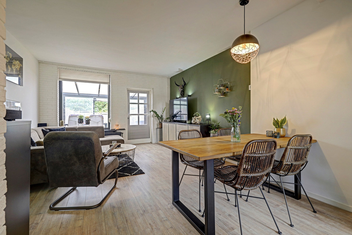 Tussenwoning te koop: Rotterdamstraat 74, Heerlen