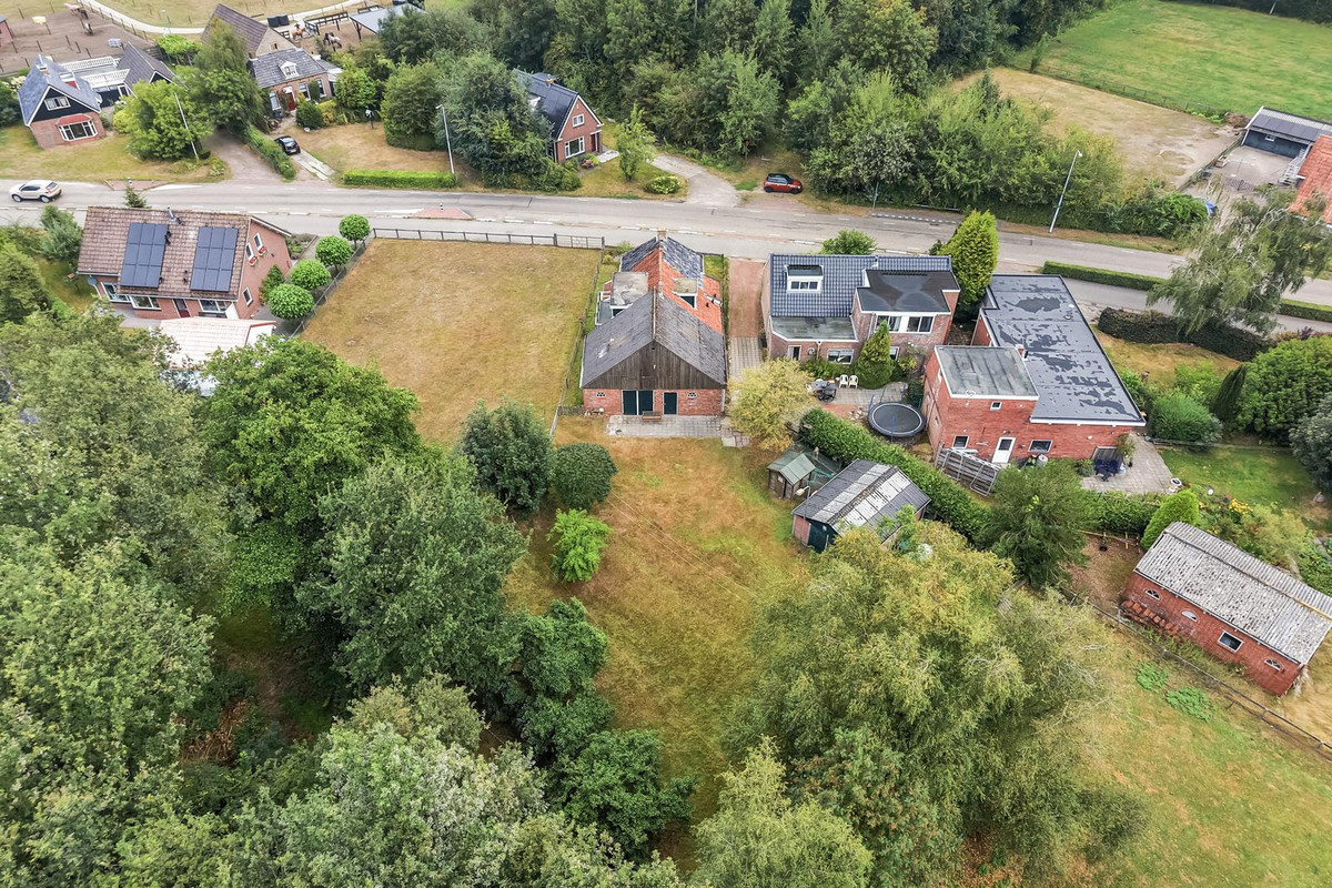 Vrijstaande woning te koop: De Kapelle 14, Rinsumageast