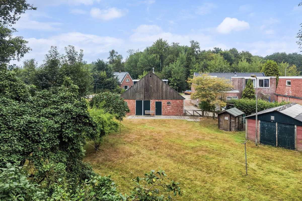 Vrijstaande woning te koop: De Kapelle 14, Rinsumageast