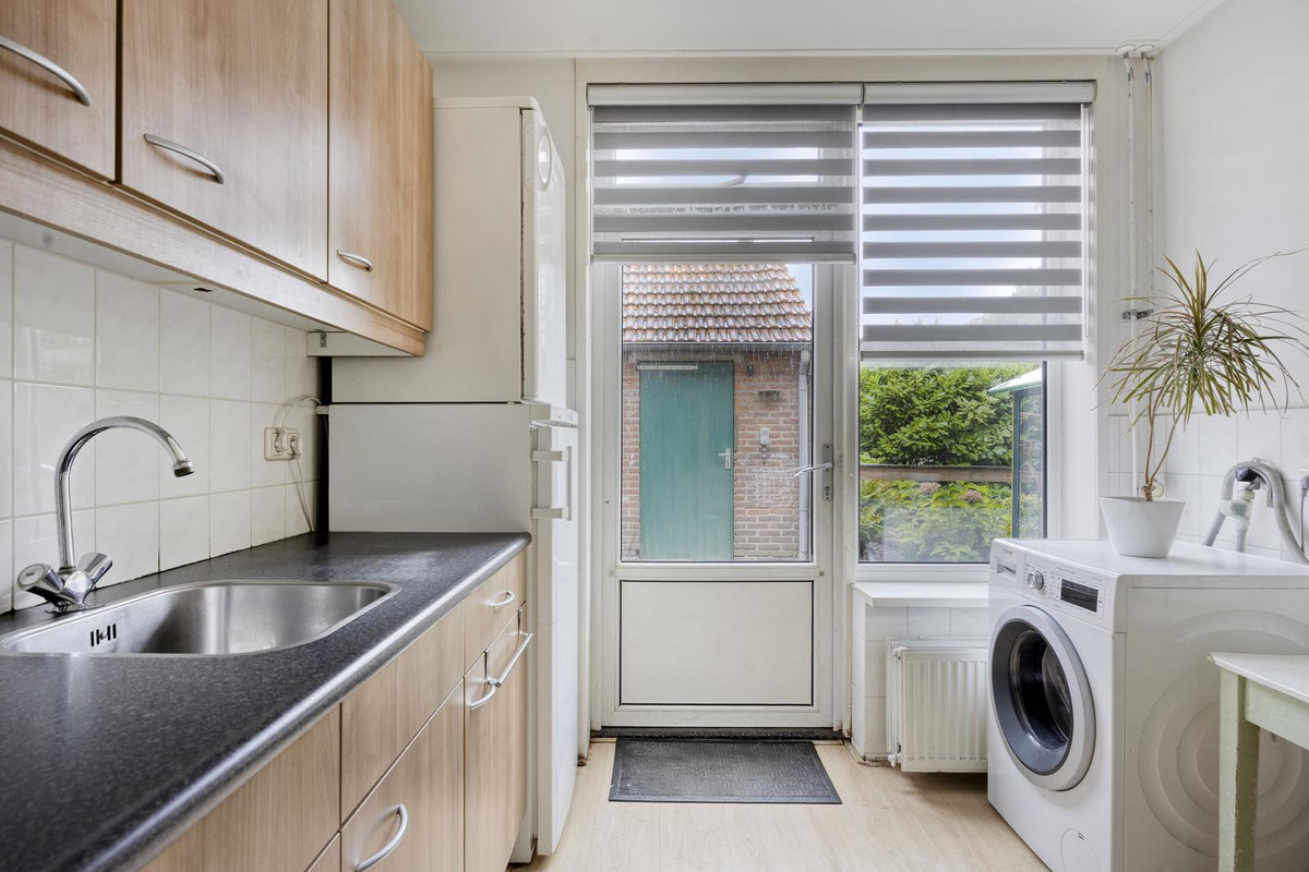 Hoekwoning te koop: van der Nootstraat 16, Grave