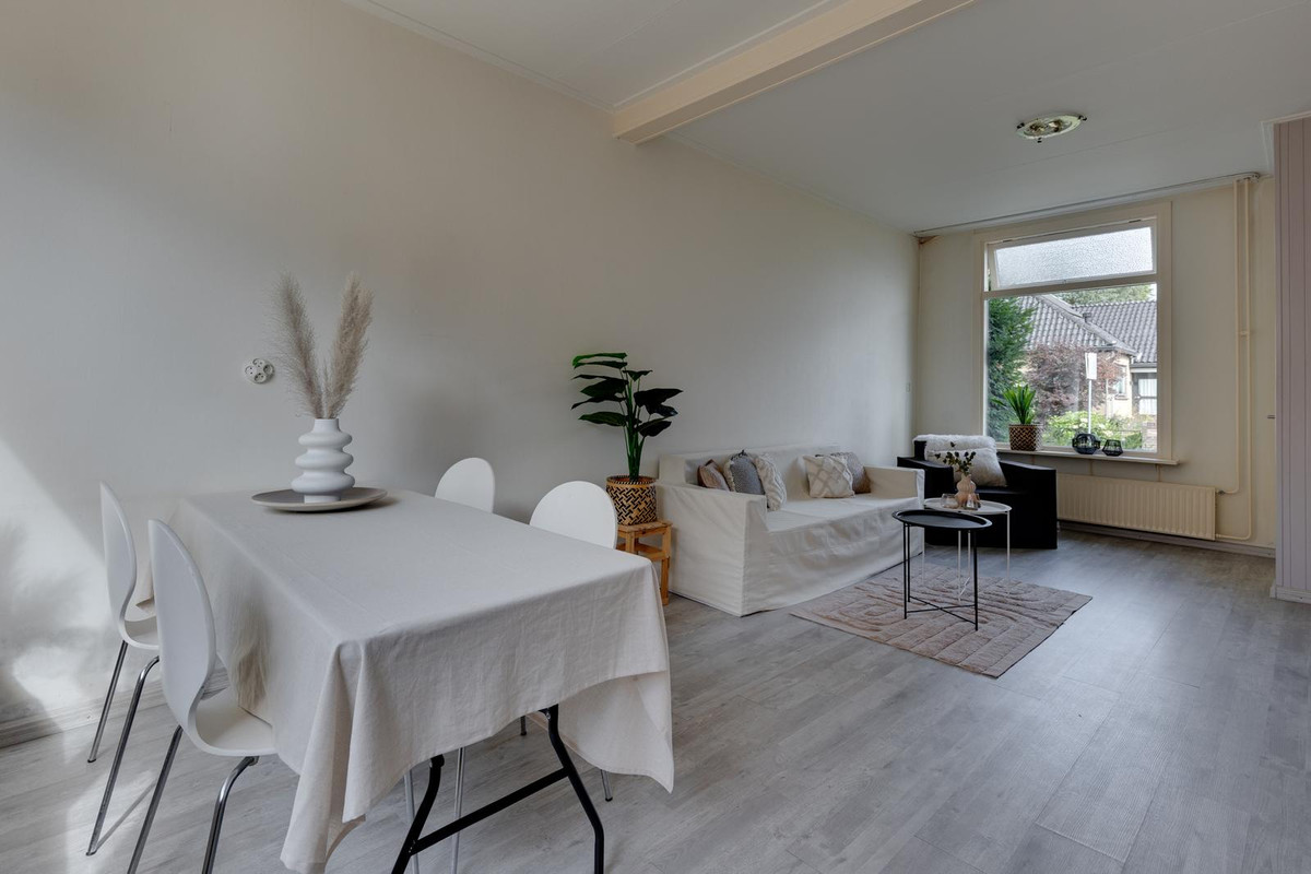 Tussenwoning te koop: Ruurloseweg 23, Groenlo