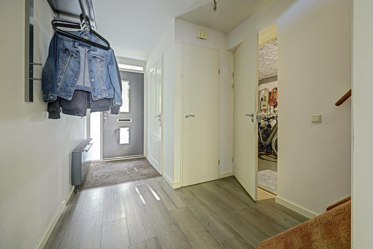 Tussenwoning te koop: Hinder 3, Brielle