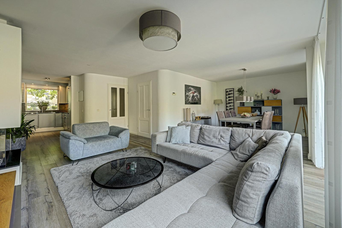 Tussenwoning te koop: Hinder 3, Brielle