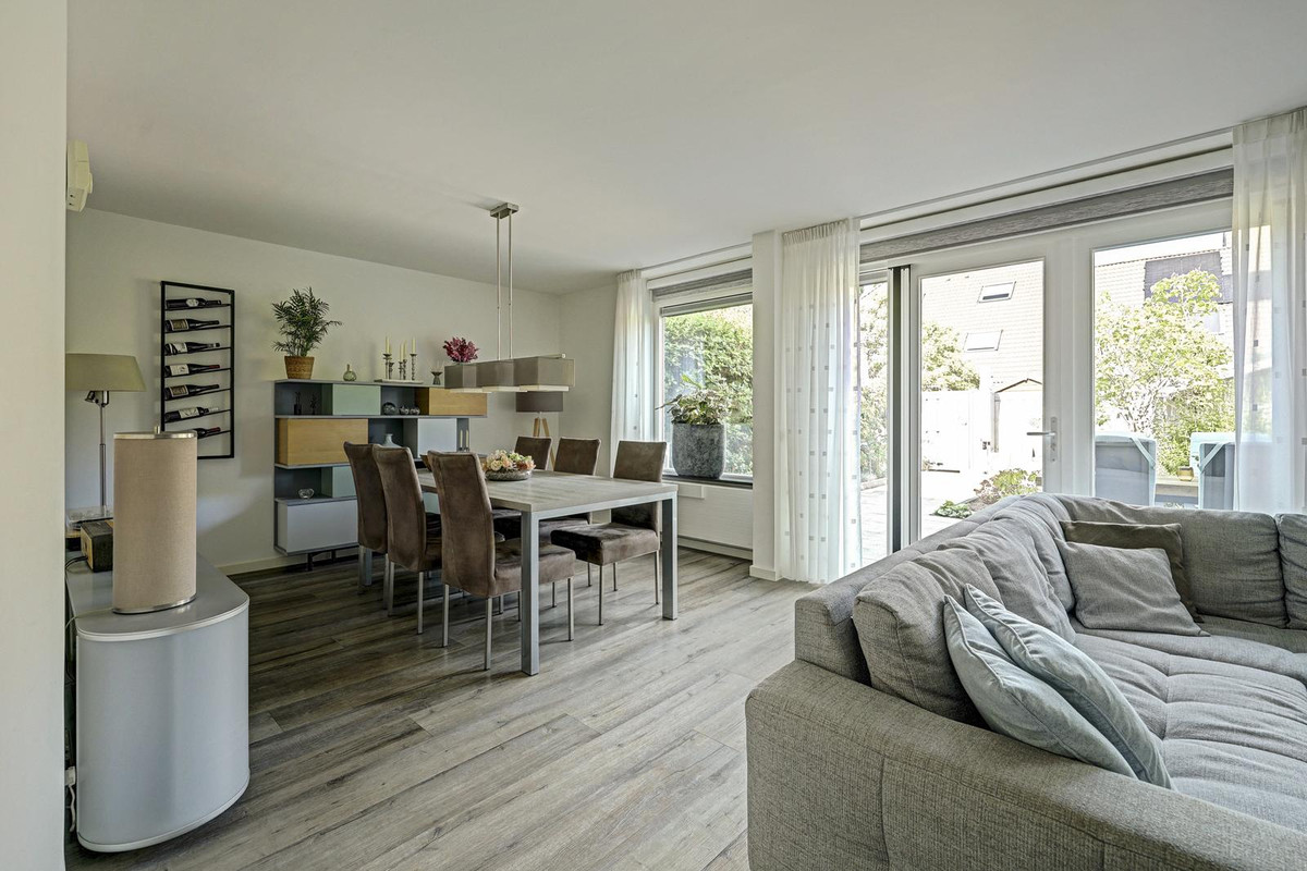 Tussenwoning te koop: Hinder 3, Brielle