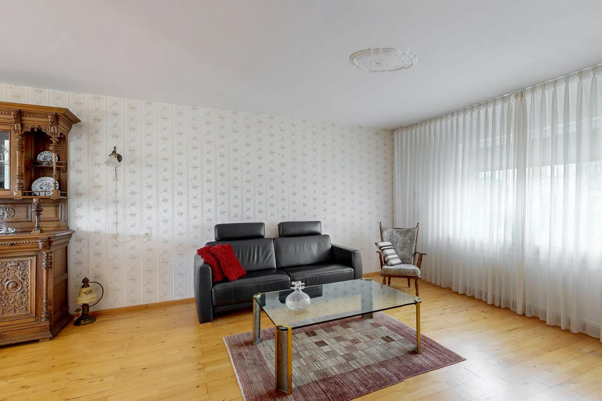 Tussenwoning te koop: Rennebeek 37, Geleen