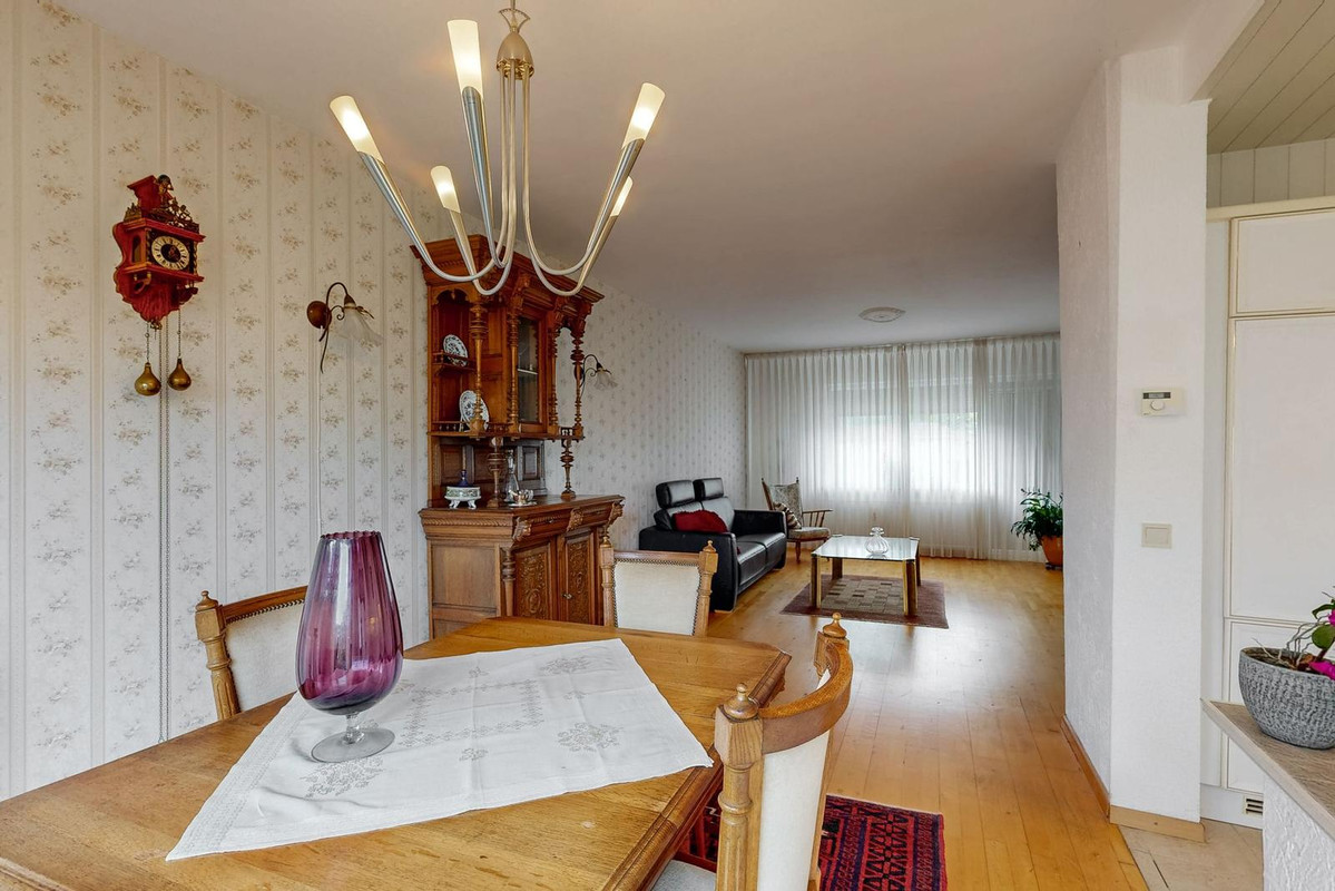 Tussenwoning te koop: Rennebeek 37, Geleen