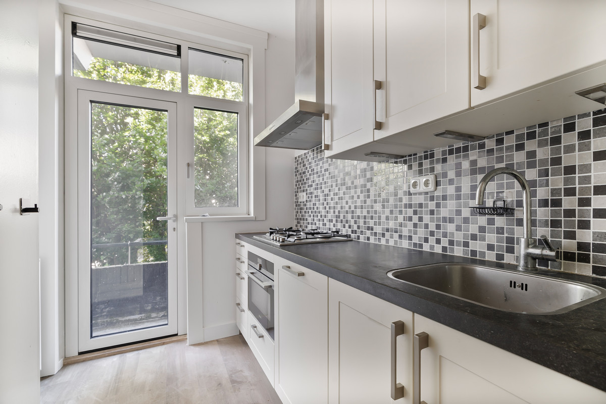 Appartement te koop: Cornelis van der Lijnstraat 11, 'S-Gravenhage