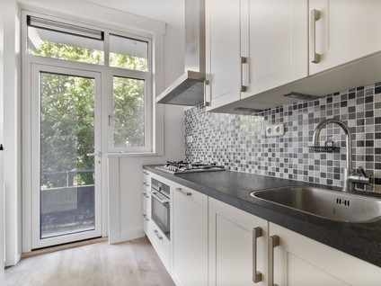 Cornelis van der Lijnstraat 11