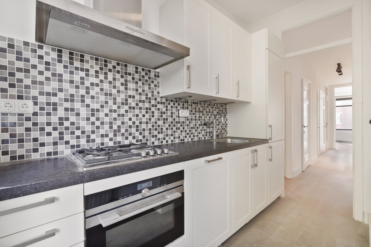 Appartement te koop: Cornelis van der Lijnstraat 11, 'S-Gravenhage