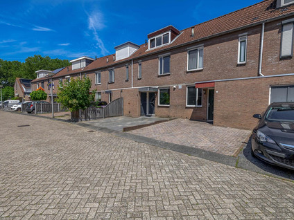 Mackaystraat 8