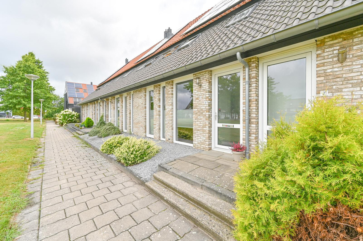 Tussenwoning te koop: Wega 9, Hoogeveen
