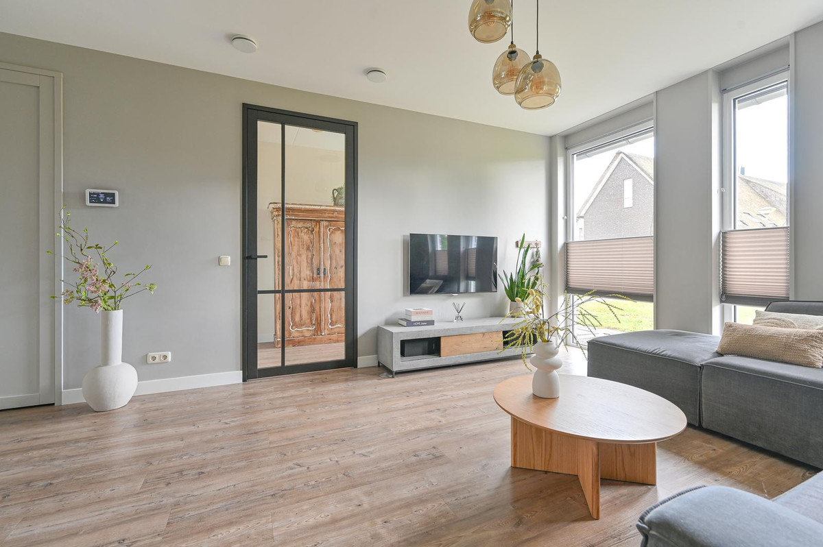 Tussenwoning te koop: Wega 9, Hoogeveen