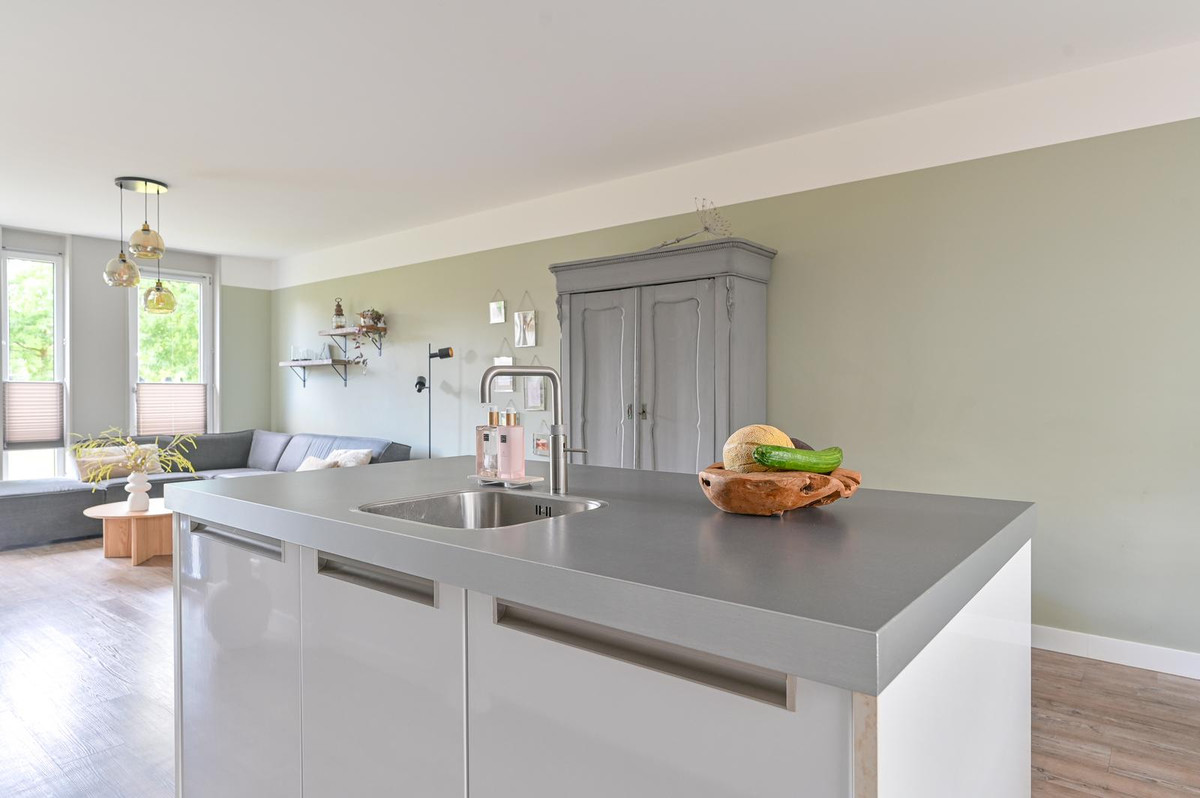 Tussenwoning te koop: Wega 9, Hoogeveen