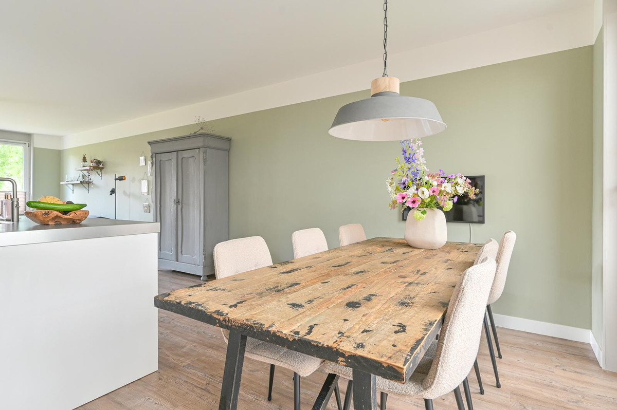 Tussenwoning te koop: Wega 9, Hoogeveen
