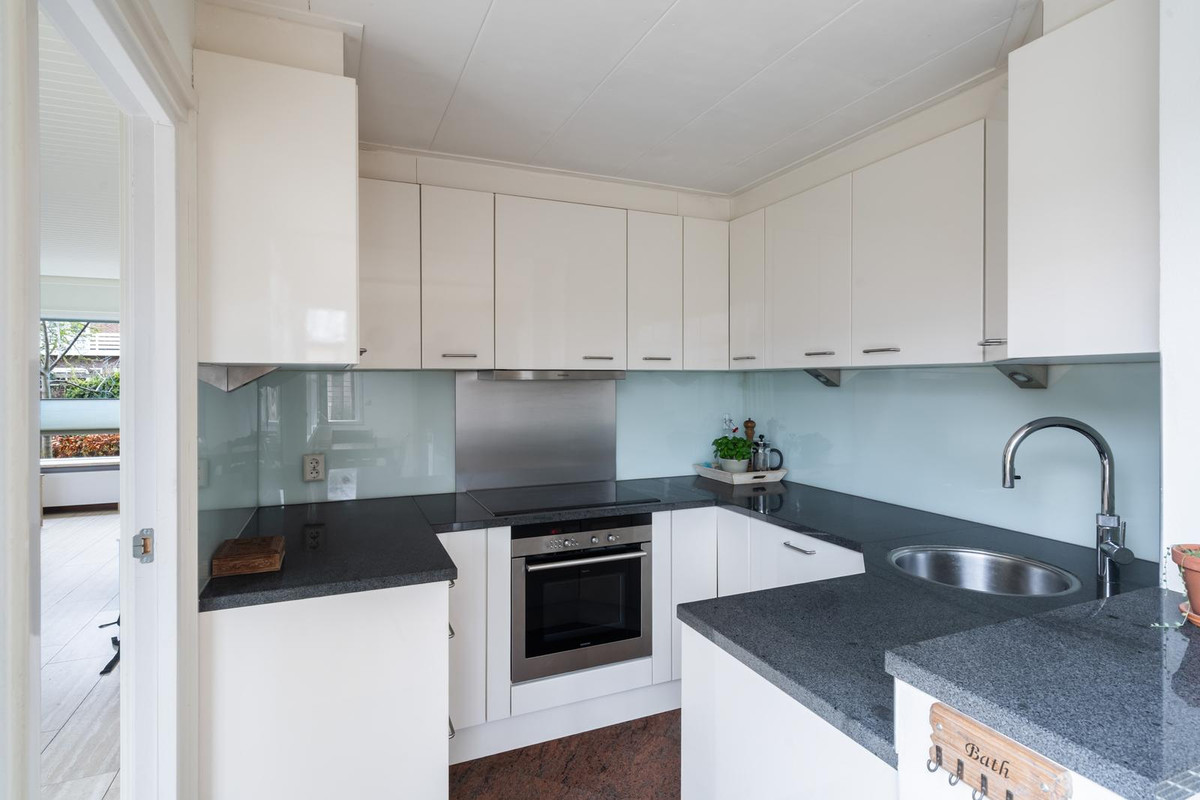 Hoekwoning te koop: Hovenierskade 4, Gouda