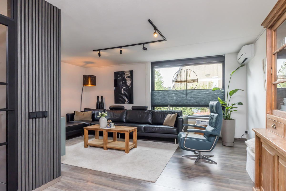 Tussenwoning te koop: Kasteelstraat 15, Amstenrade