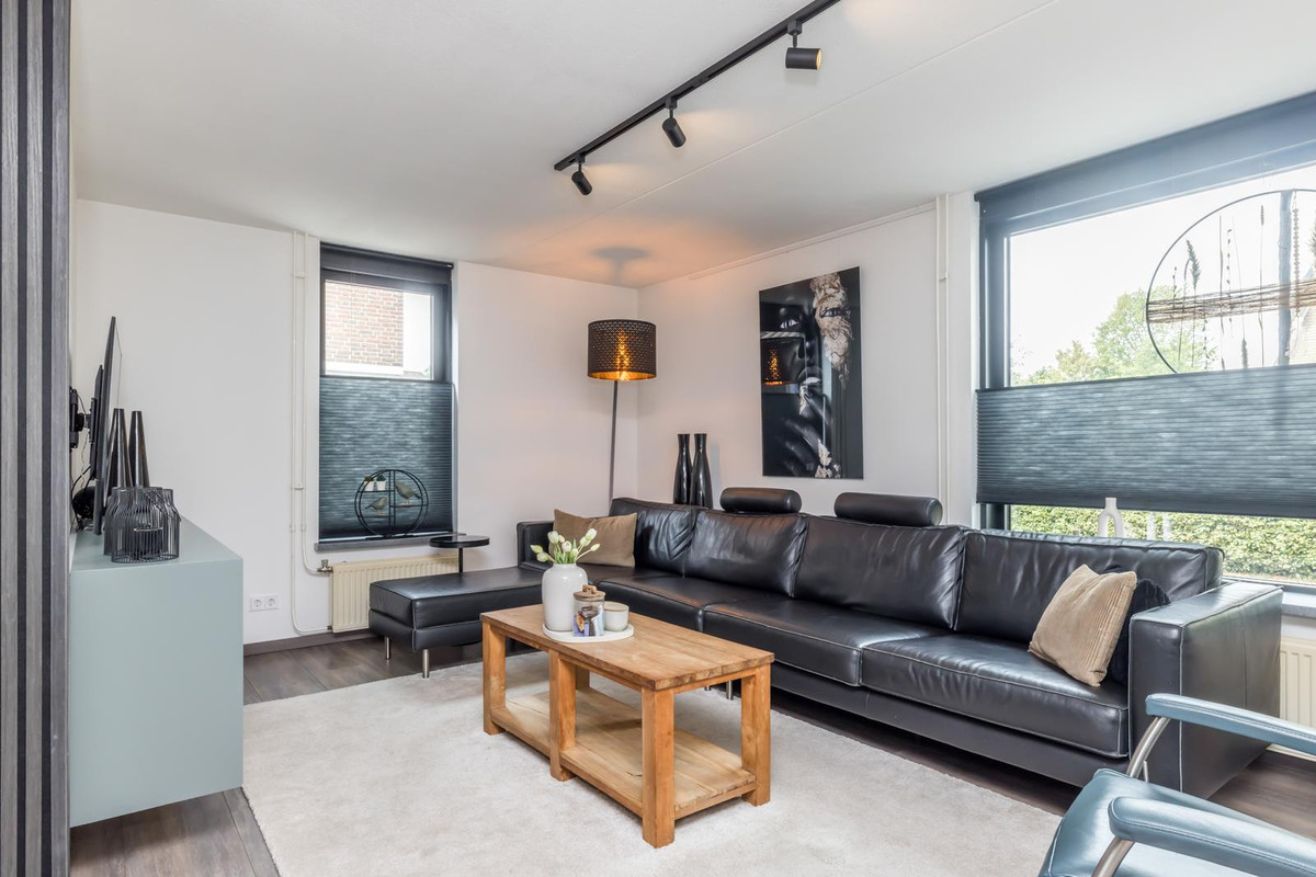 Tussenwoning te koop: Kasteelstraat 15, Amstenrade