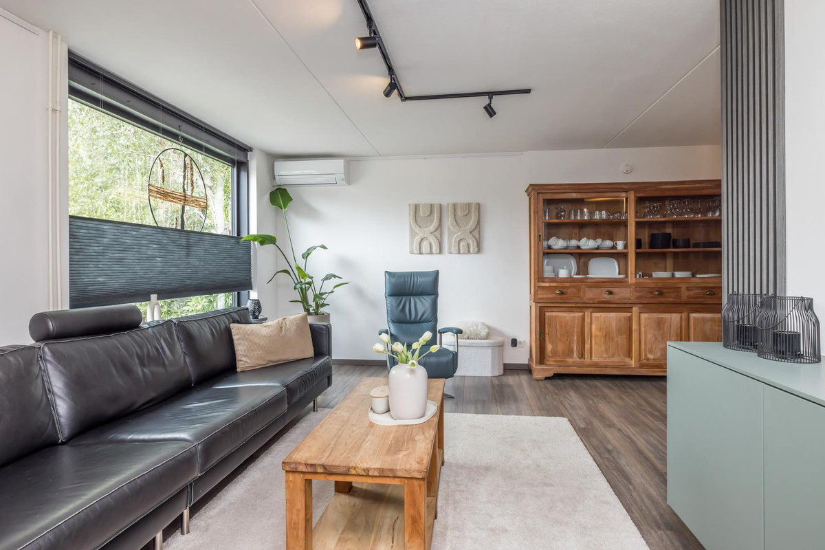 Tussenwoning te koop: Kasteelstraat 15, Amstenrade