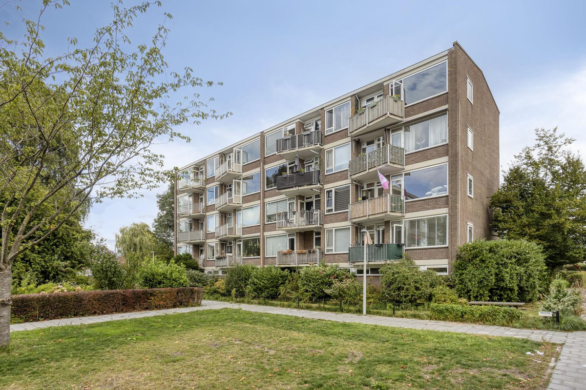Appartement te koop: Reigerstraat 9, Wormerveer
