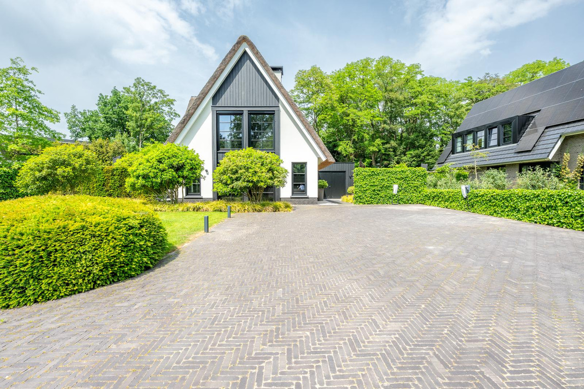 Vrijstaande woning te koop: Oudewegselaan 2, Doorn