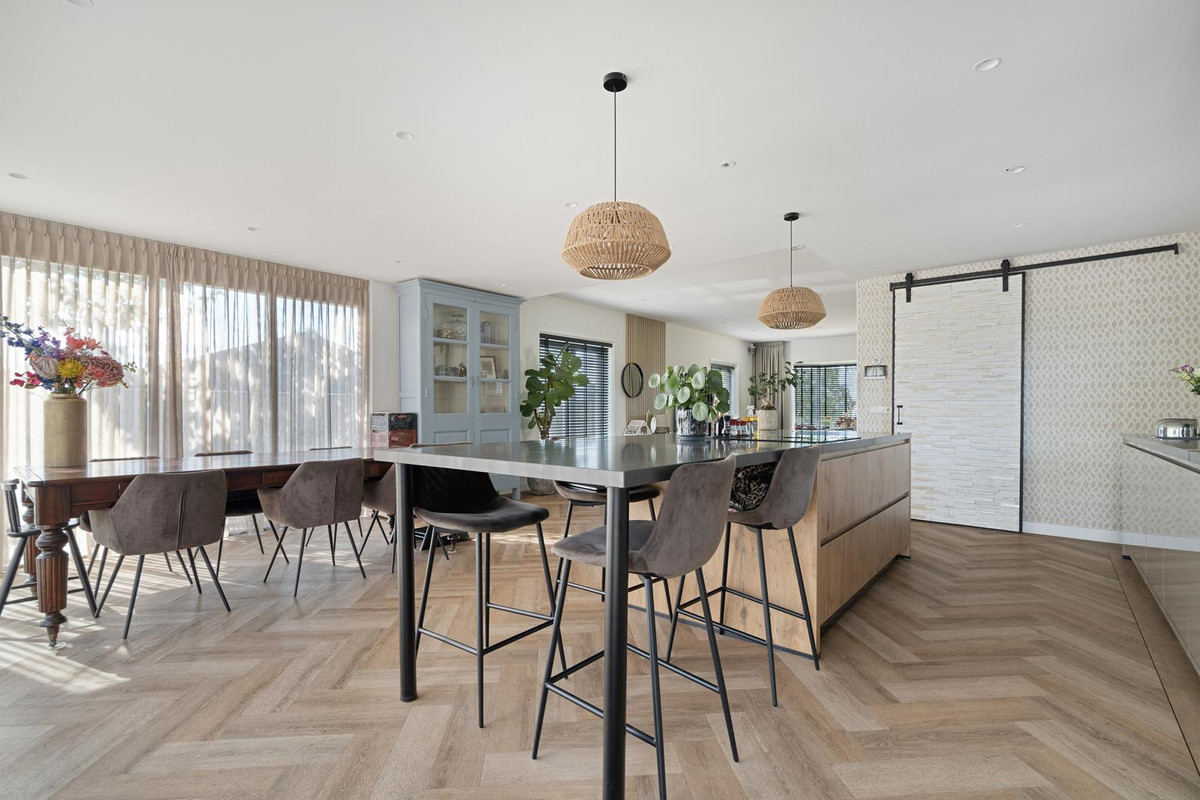 Vrijstaande woning te koop: Hofweg 51, Voorschoten