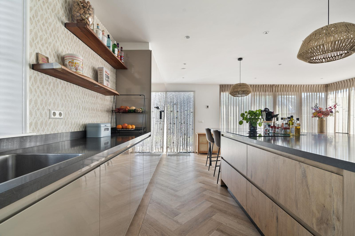 Vrijstaande woning te koop: Hofweg 51, Voorschoten