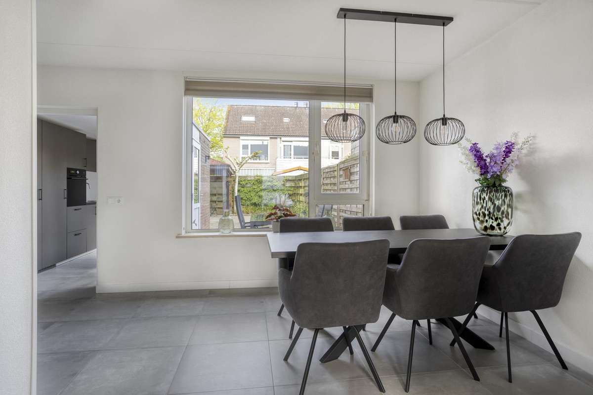 Hoekwoning te koop: Padbree 1, Haaksbergen