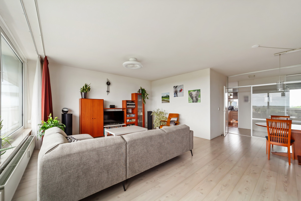 Appartement te koop: Aart Van Der Leeuwlaan 1098, Delft