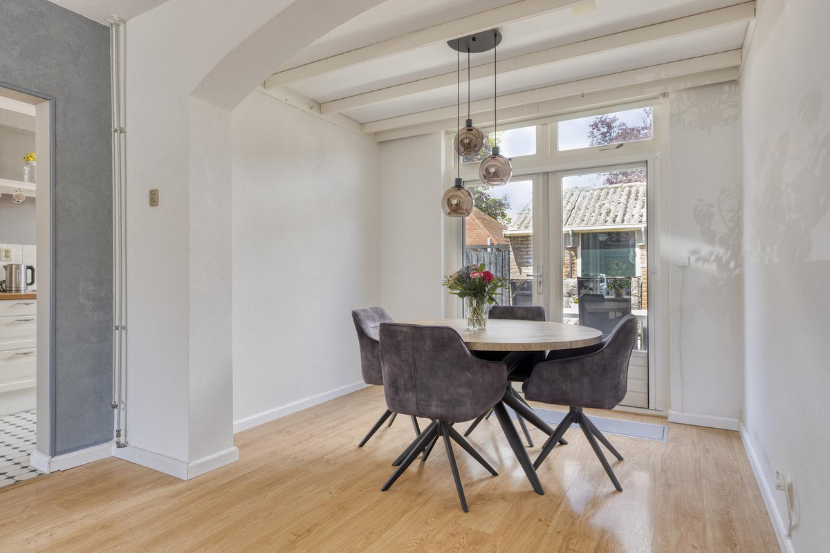 Tussenwoning te koop: Tuinstraat 17, Sint-Annaland