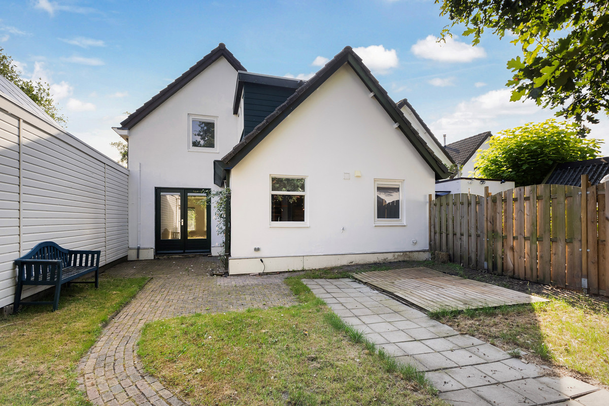 Vrijstaande woning te koop: Beslingastate 7, Leeuwarden