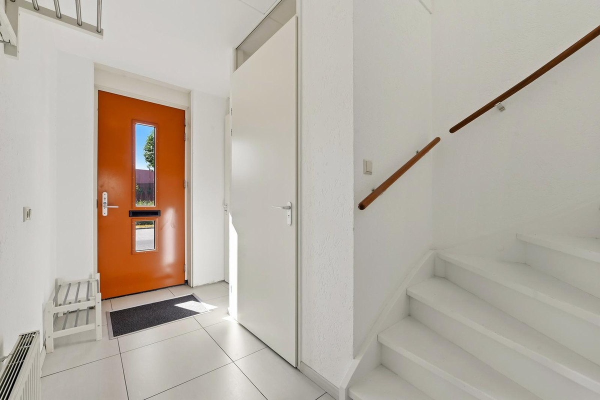 Tussenwoning te koop: Lofoten 193, Zoetermeer