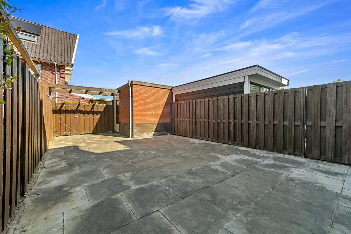 Tussenwoning te koop: Lofoten 193, Zoetermeer