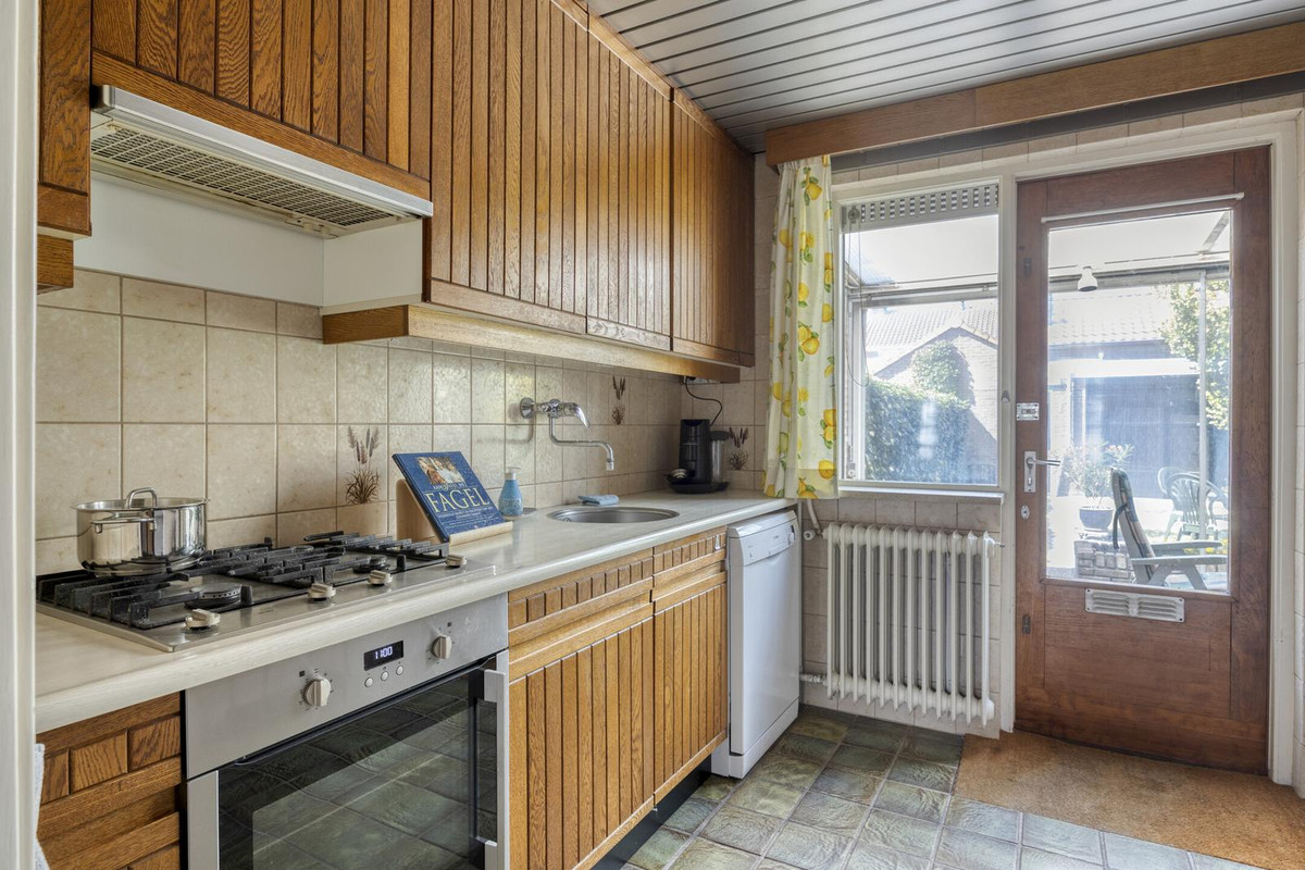 Hoekwoning te koop: Anthony van Opbergenstraat 19, Eindhoven