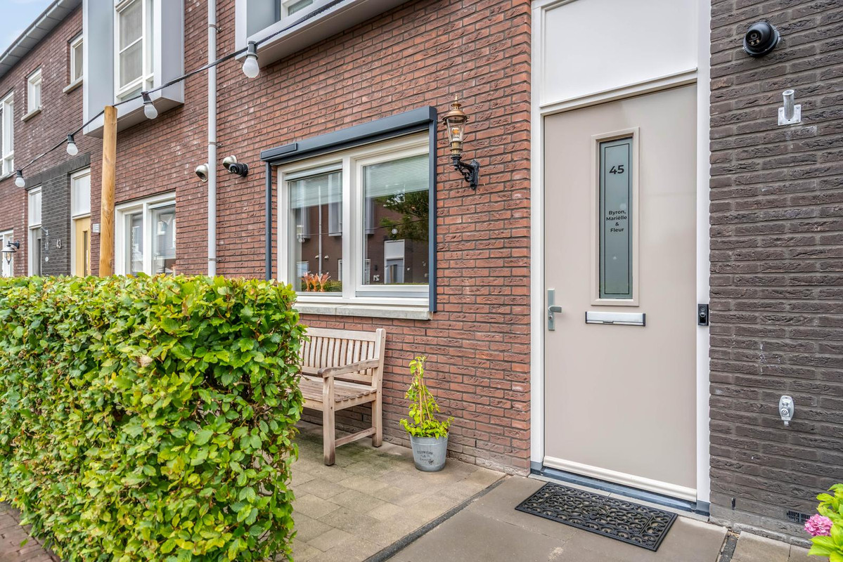 Tussenwoning te koop: Lakensnijdersgilde 45, Hasselt