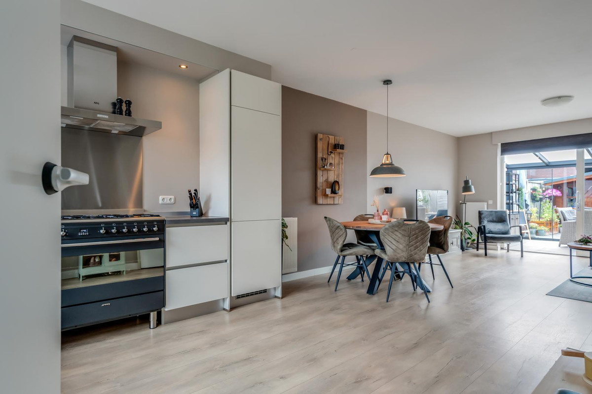 Tussenwoning te koop: Lakensnijdersgilde 45, Hasselt