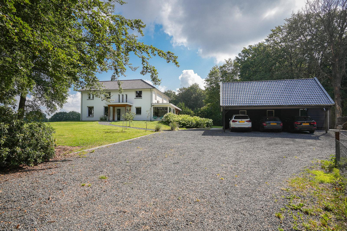 Vrijstaande woning te koop: Onder de Bos 103, Hulshorst