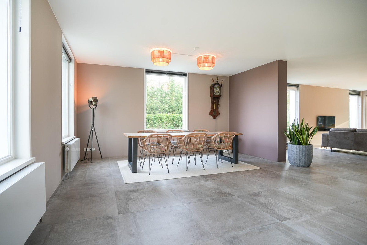 Vrijstaande woning te koop: Onder de Bos 103, Hulshorst