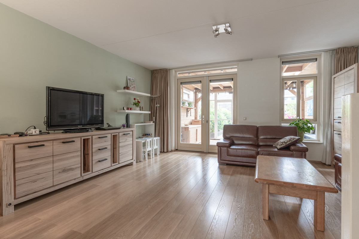 Tussenwoning te koop: Goudsbergerhout 22, Harderwijk