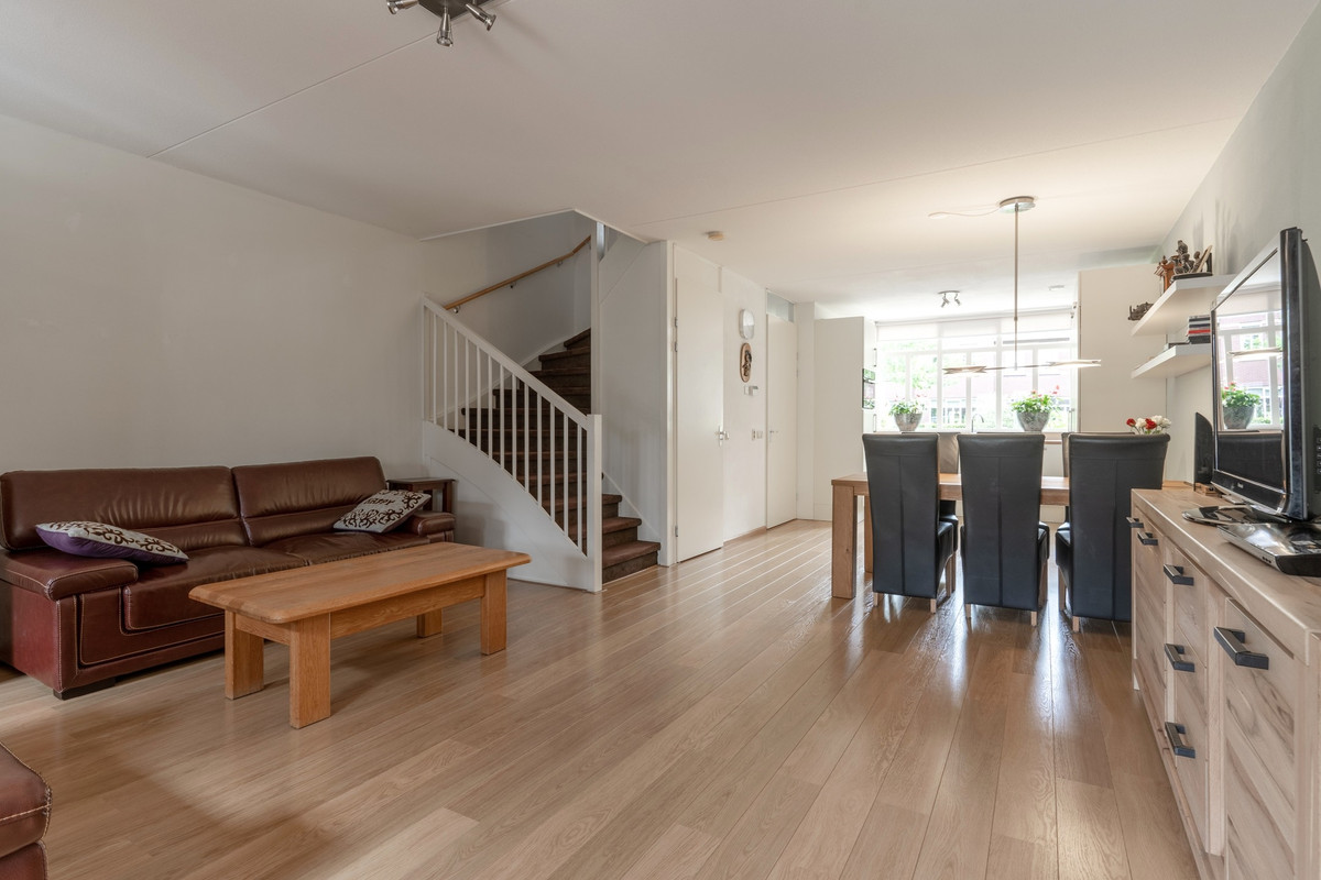 Tussenwoning te koop: Goudsbergerhout 22, Harderwijk