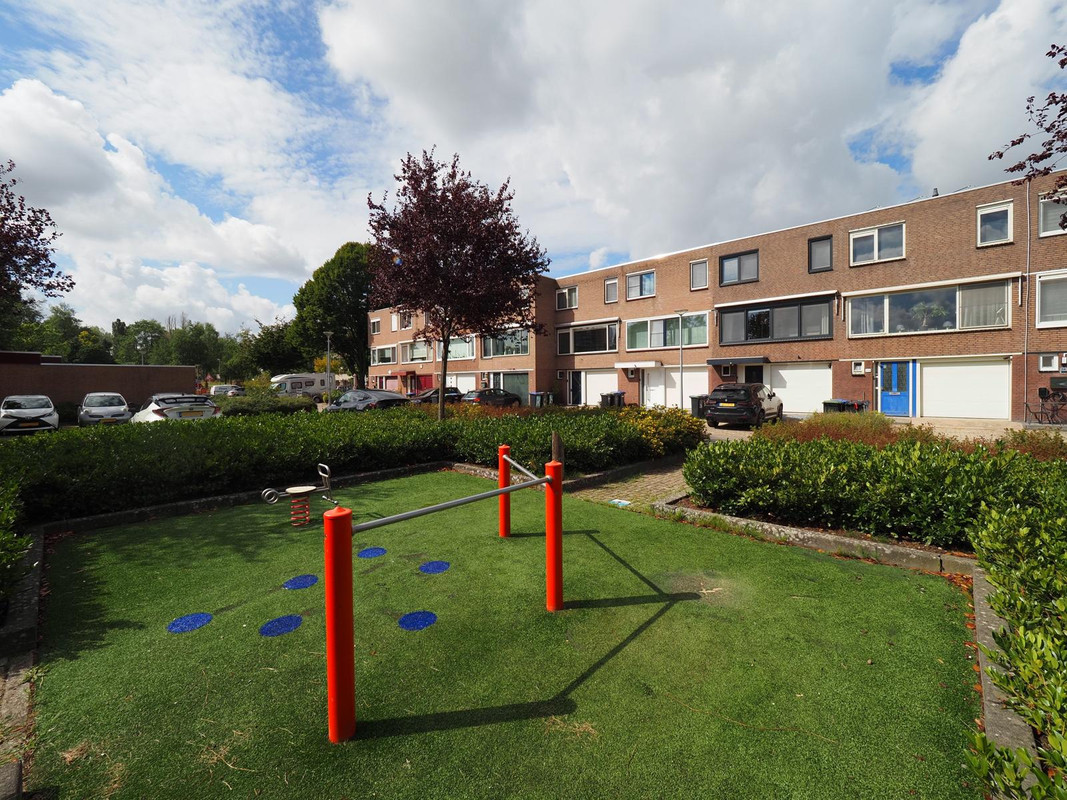 Tussenwoning te koop: Hoendiep 32, Dordrecht