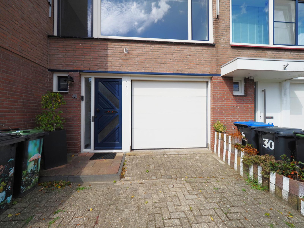 Tussenwoning te koop: Hoendiep 32, Dordrecht