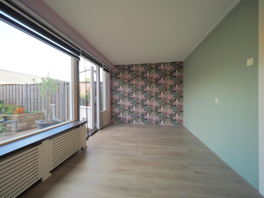 Tussenwoning te koop: Hoendiep 32, Dordrecht