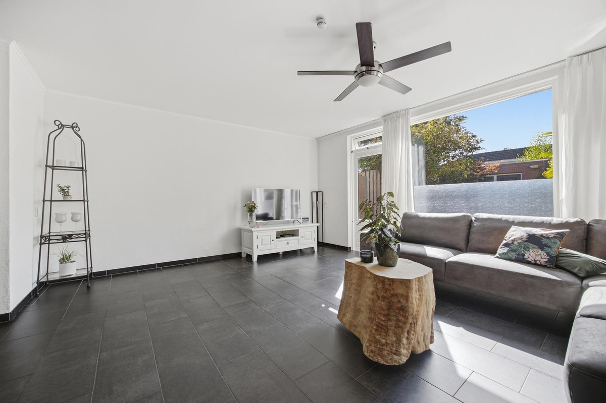 Tussenwoning te koop: Huiserf 23, Breda