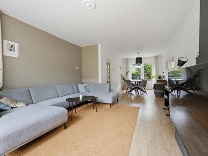 de Wetstraat 10