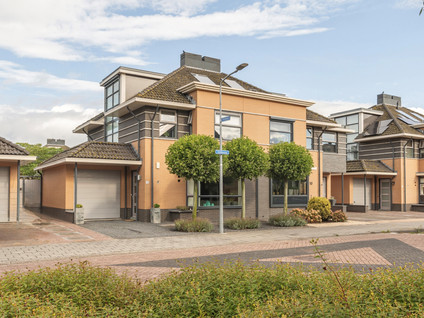 Veldbeemd 12