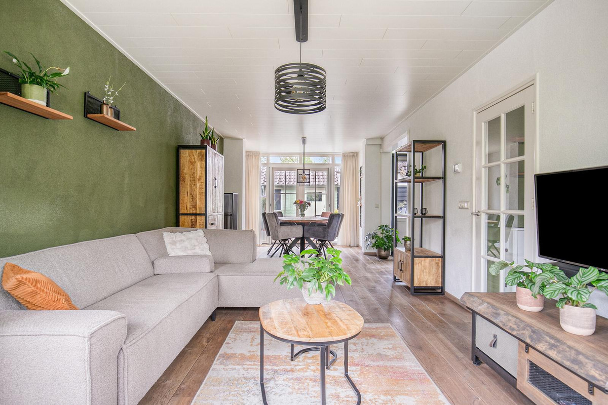 Tussenwoning te koop: Schimmelpenninckstraat 23, Grave