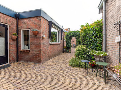 Koningin Emmastraat 6