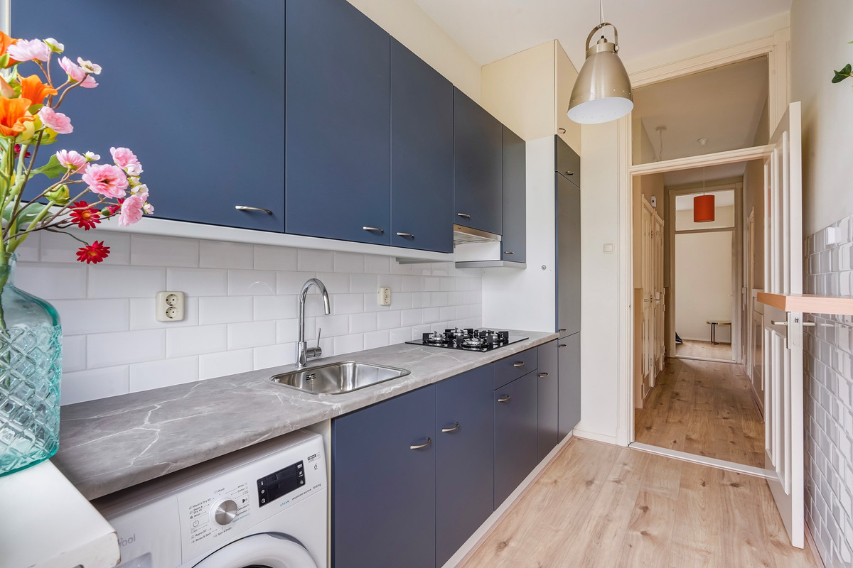 Appartement te koop: Hendrik van Deventerstraat 15, 'S-Gravenhage
